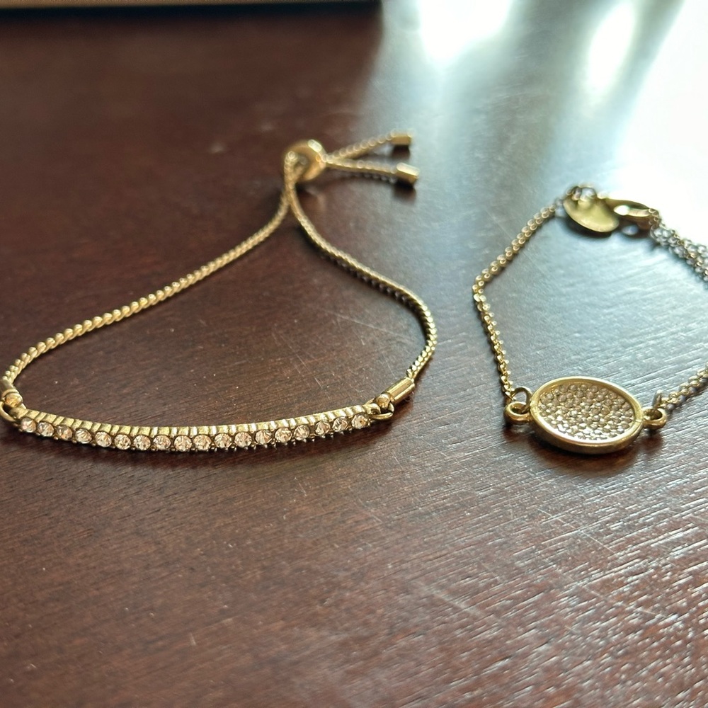 Gold bracelet set